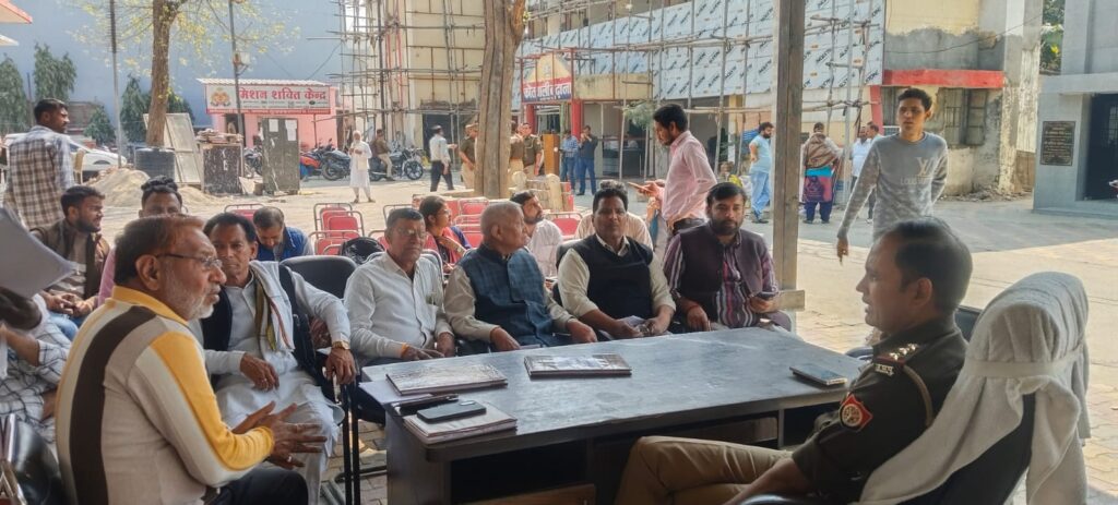 थाना प्रभारी सुभाष बाबू ने सुनीं जनसमस्याएं, पुलिसकर्मियों को दिए त्वरित निस्तारण के निर्देश