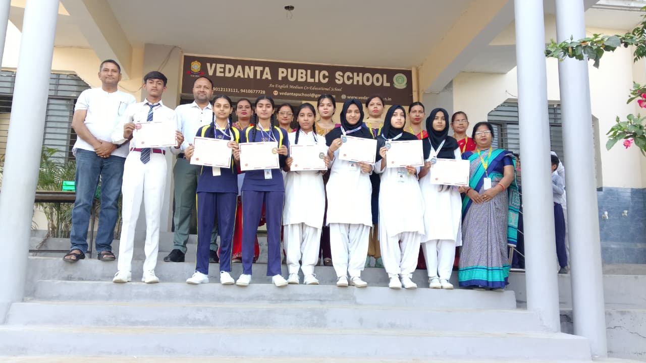 हिंदुस्तान ओलंपियाड में वेदांता पब्लिक स्कूल का परचम, विद्यार्थियों ने रचा सफलता का इतिहास