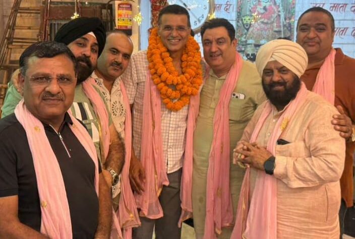 भाजपा जिला अध्यक्ष विजय वर्मा का युवा पंजाबी संगठन ने किया भव्य स्वागत